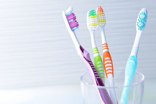 7 Signs It's Time For A New Toothbrush